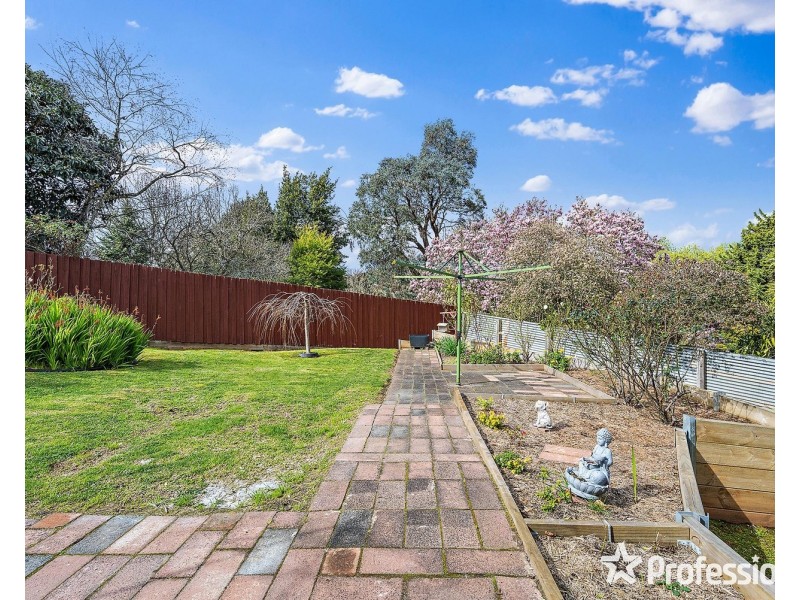 70 Taylor Road, Mooroolbark VIC 3138