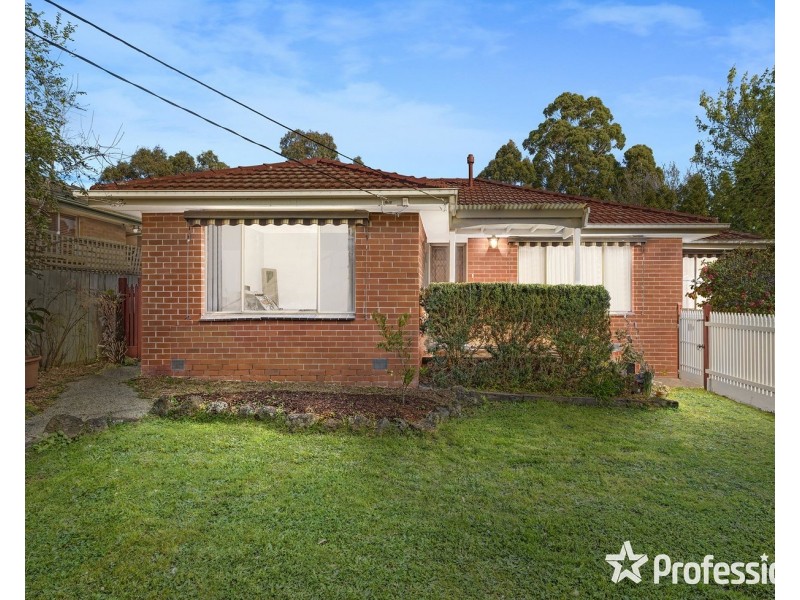 10 Larbert Road, Mooroolbark VIC 3138