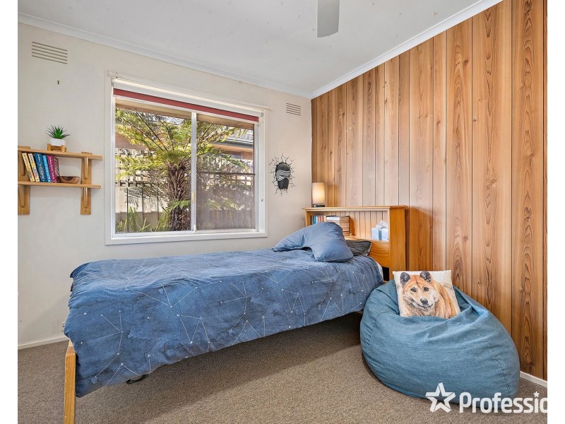 10 Larbert Road, Mooroolbark VIC 3138