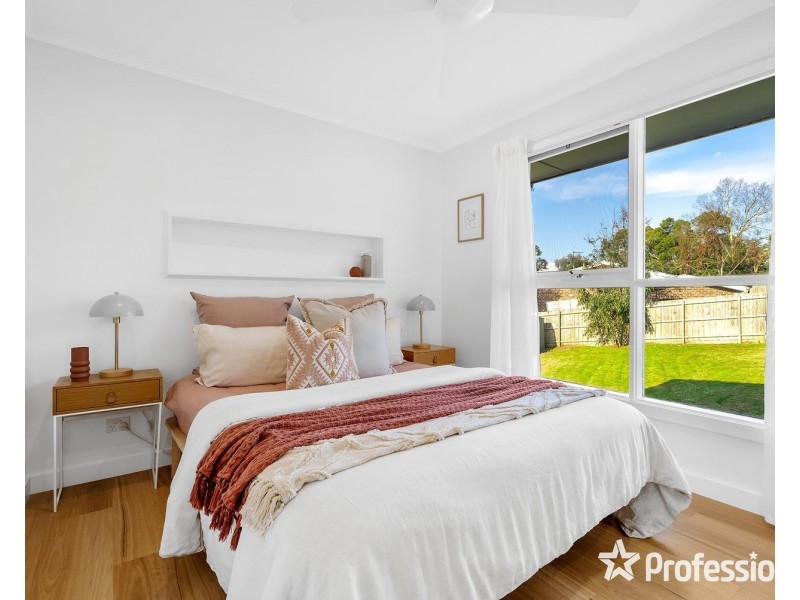 1 Eliot Court, Mooroolbark VIC 3138