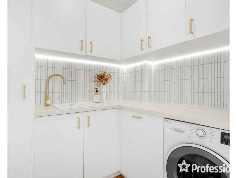 1 Eliot Court, Mooroolbark VIC 3138