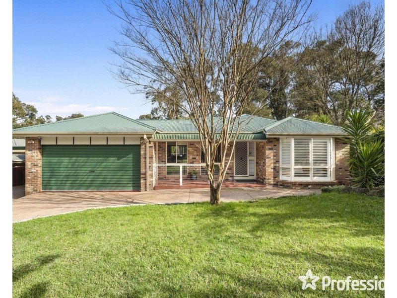8 Paul Close, Mount Evelyn VIC 3796