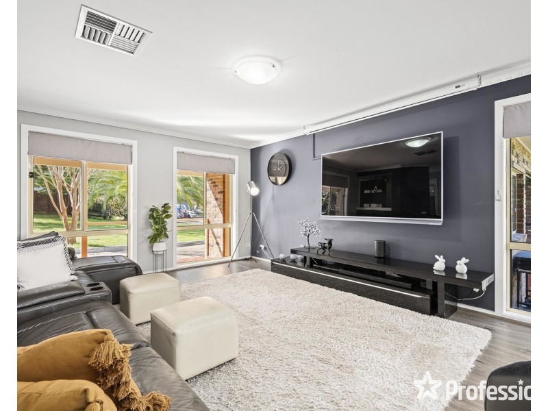 8 Paul Close, Mount Evelyn VIC 3796