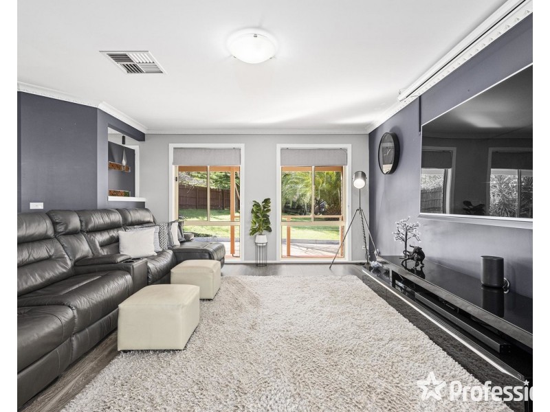 8 Paul Close, Mount Evelyn VIC 3796