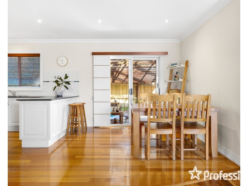 2/13 Penllyne Avenue, Vermont VIC 3133