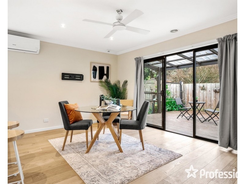 37 Lionel Crescent, Croydon VIC 3136