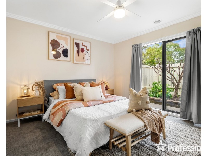 37 Lionel Crescent, Croydon VIC 3136