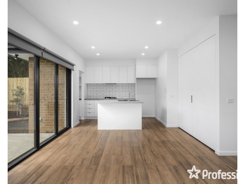 3/131 Lomond Avenue, Kilsyth VIC 3137