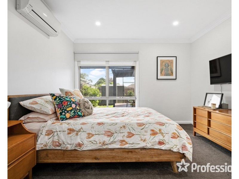 5 Raffaele Close, Lilydale VIC 3140