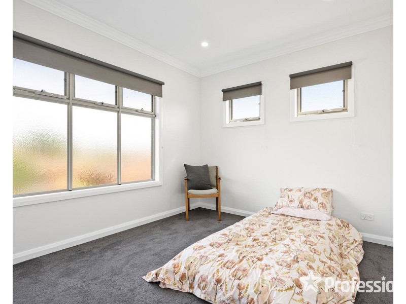 5 Raffaele Close, Lilydale VIC 3140