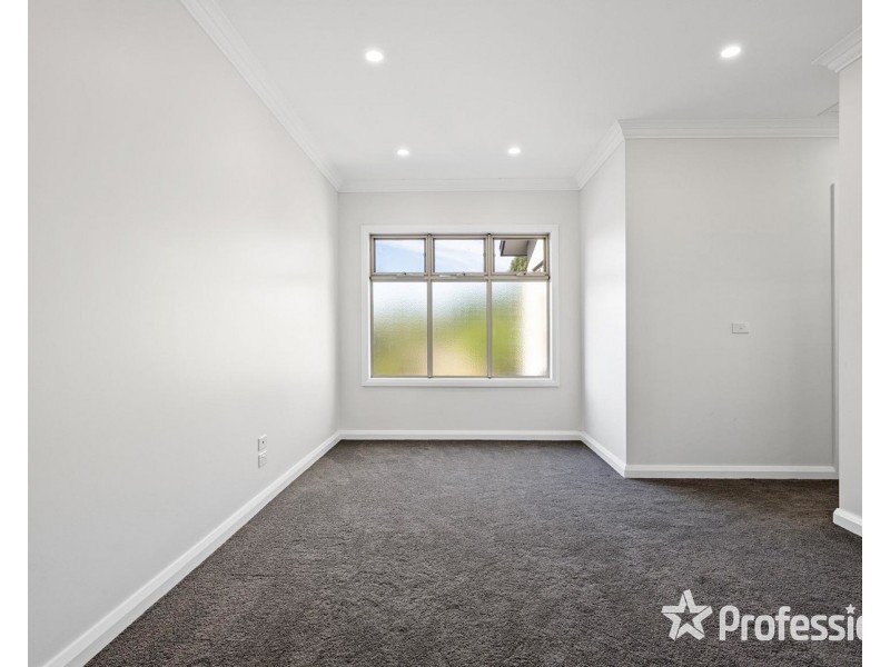 5 Raffaele Close, Lilydale VIC 3140