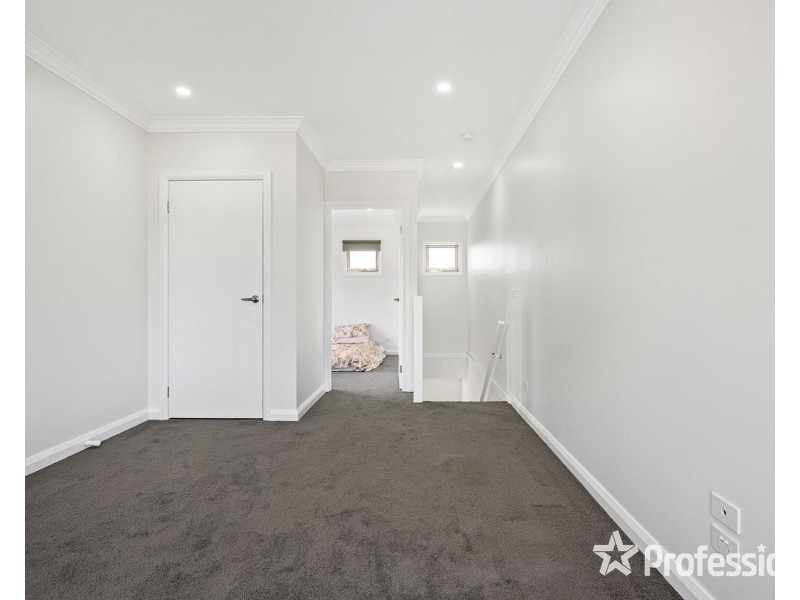 5 Raffaele Close, Lilydale VIC 3140