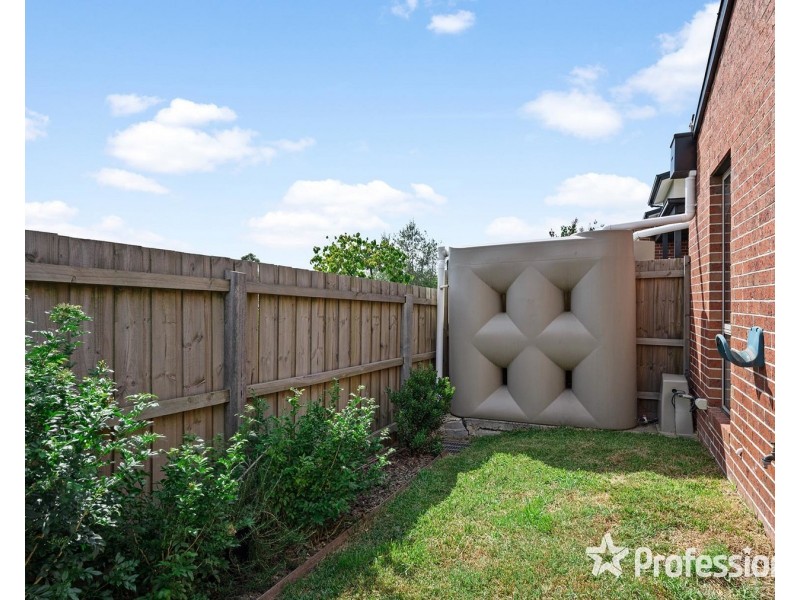 5 Raffaele Close, Lilydale VIC 3140