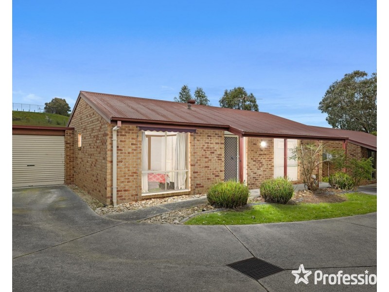 5/8-9 Hyde Park Walk, Mooroolbark VIC 3138