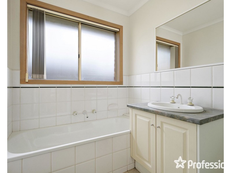 5/8-9 Hyde Park Walk, Mooroolbark VIC 3138