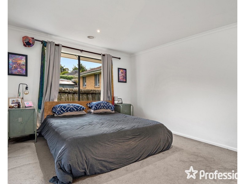 8a Neville Street, Mooroolbark VIC 3138