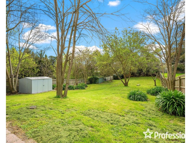 17-19 Banksia Street, Montrose VIC 3765