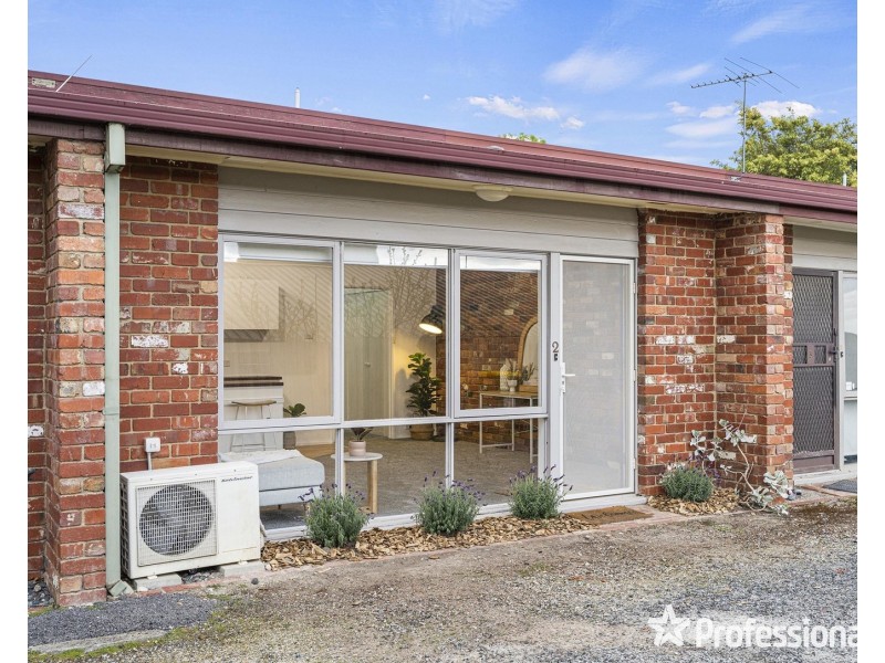 2/77 Castella Street, Lilydale VIC 3140