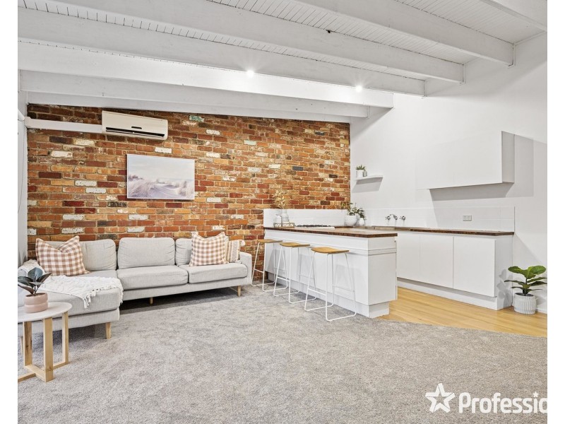 2/77 Castella Street, Lilydale VIC 3140