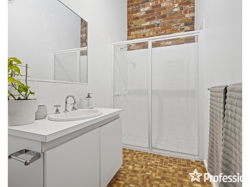 2/77 Castella Street, Lilydale VIC 3140