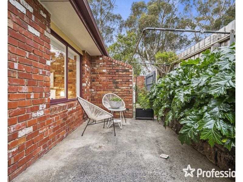 2/77 Castella Street, Lilydale VIC 3140