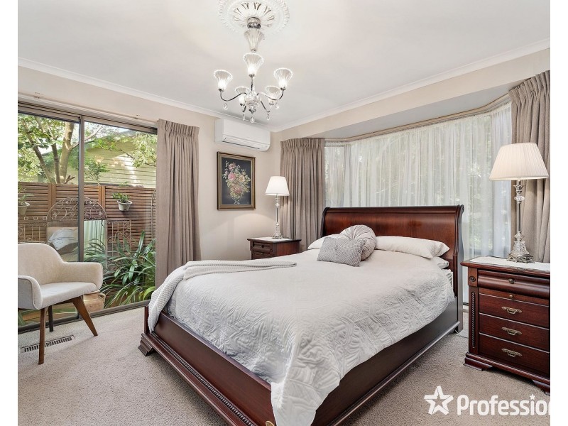 19 Stradbroke Road, Montrose VIC 3765