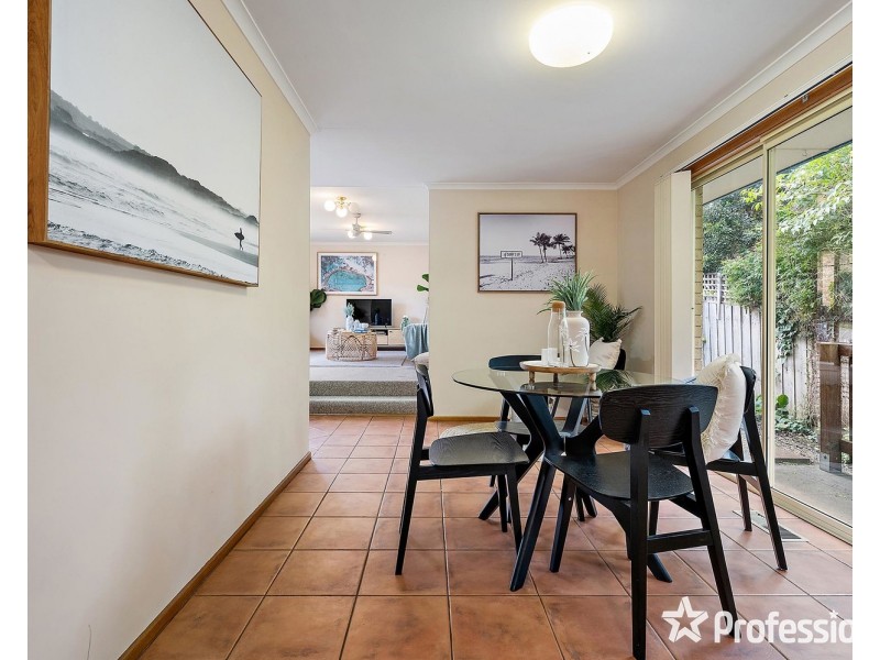 2/6 Ray Street, Croydon VIC 3136