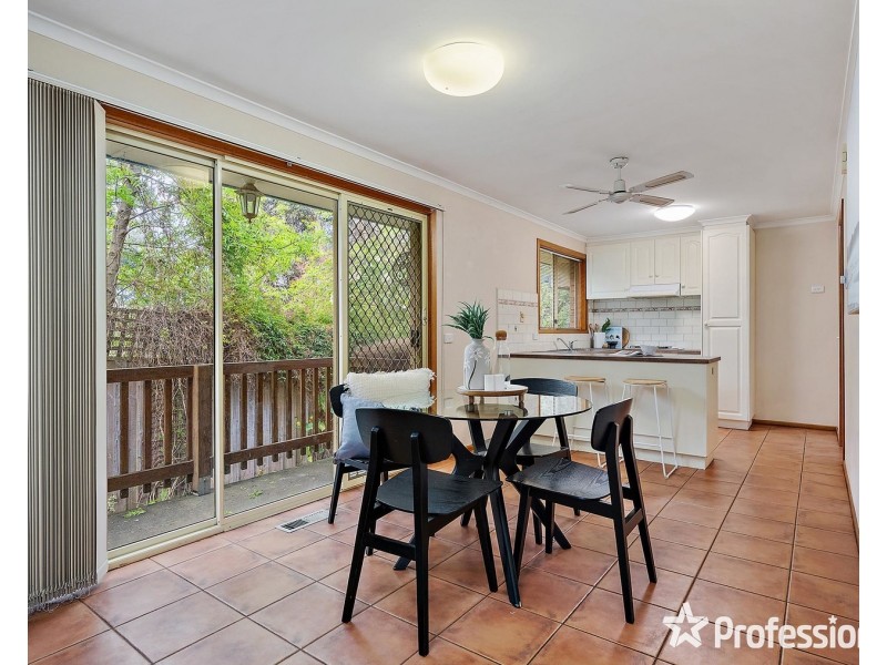 2/6 Ray Street, Croydon VIC 3136