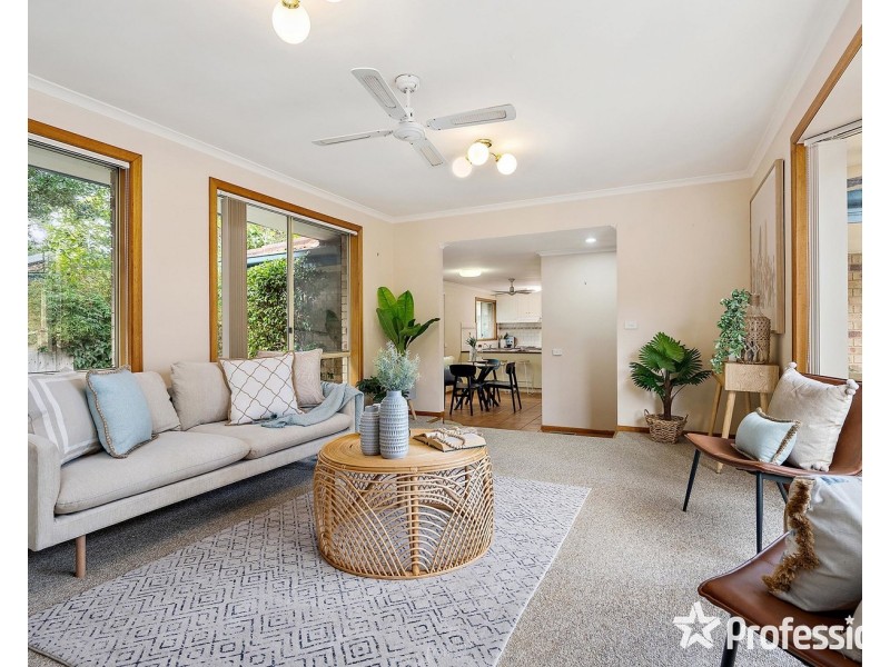 2/6 Ray Street, Croydon VIC 3136