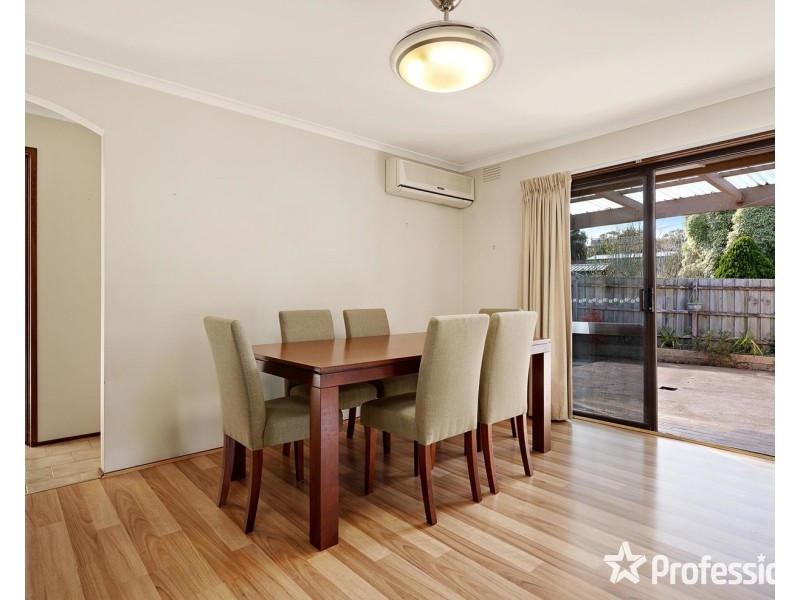 7 Nambour Drive, Mooroolbark VIC 3138