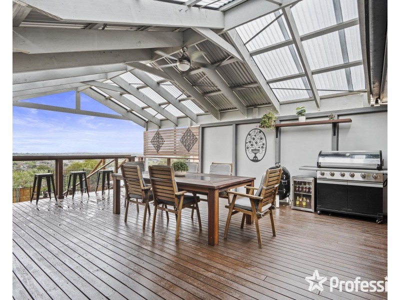 44 Circle Ridge, Chirnside Park VIC 3116