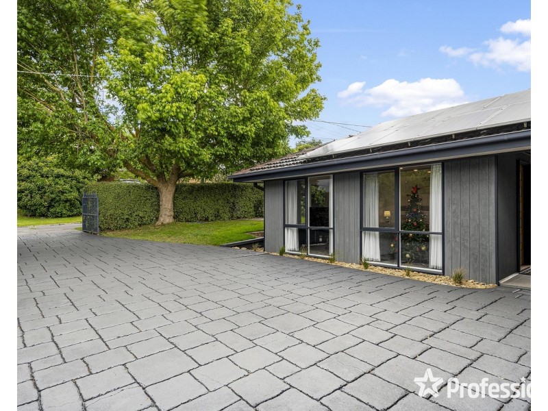 44 Circle Ridge, Chirnside Park VIC 3116