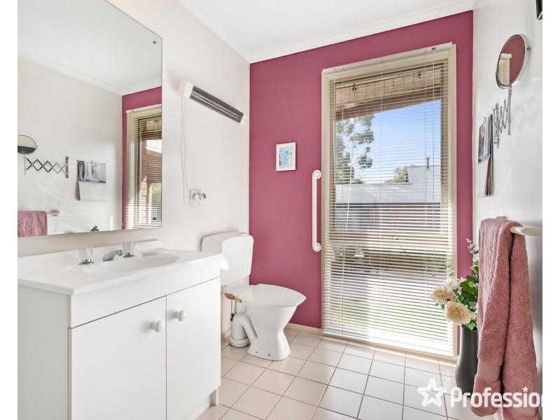 114 Lakeview Drive, Lilydale VIC 3140