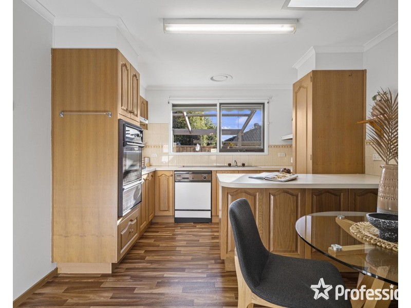 3/2 Freeman Street, Ringwood East VIC 3135