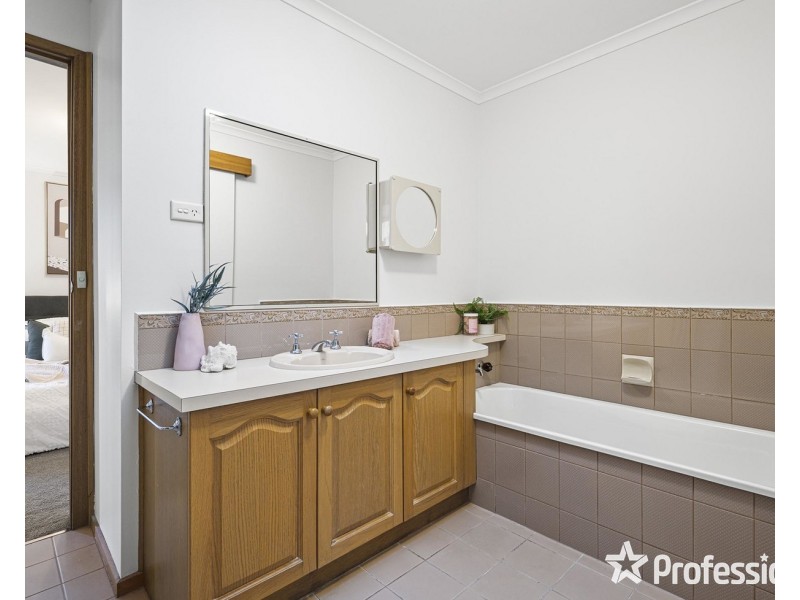 3/2 Freeman Street, Ringwood East VIC 3135