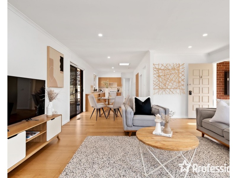 3 Carolanne Court, Mooroolbark VIC 3138