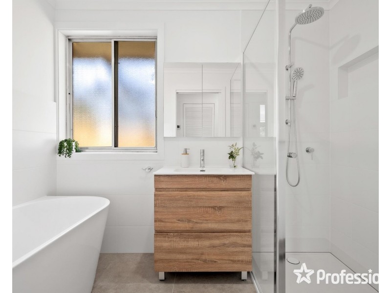 3 Carolanne Court, Mooroolbark VIC 3138