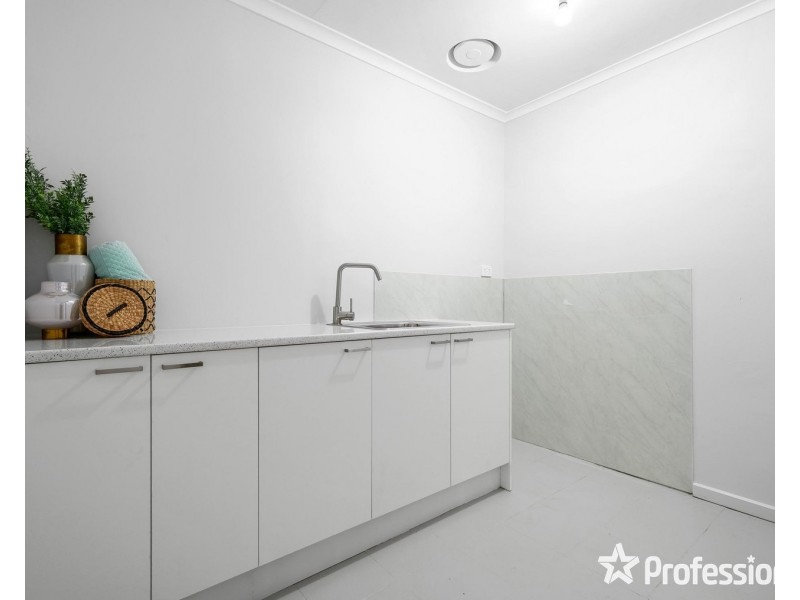 49 Kipling Avenue, Mooroolbark VIC 3138