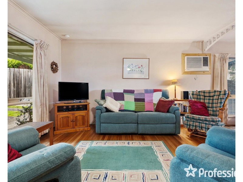 9 Carawa Street, Mooroolbark VIC 3138