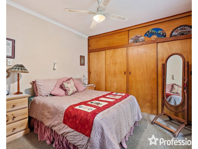 9 Carawa Street, Mooroolbark VIC 3138