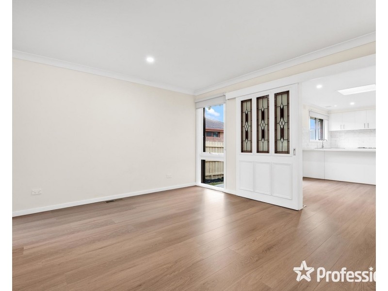 7 Black Springs Road, Chirnside Park VIC 3116