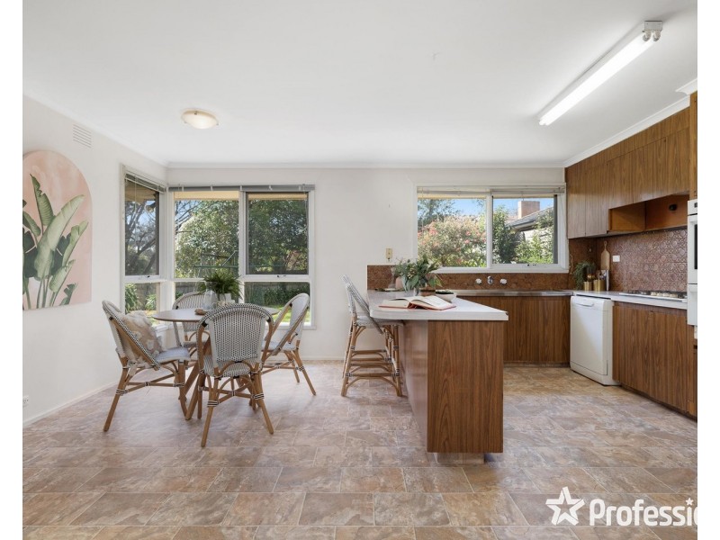 5 Bridges Avenue, Mooroolbark VIC 3138