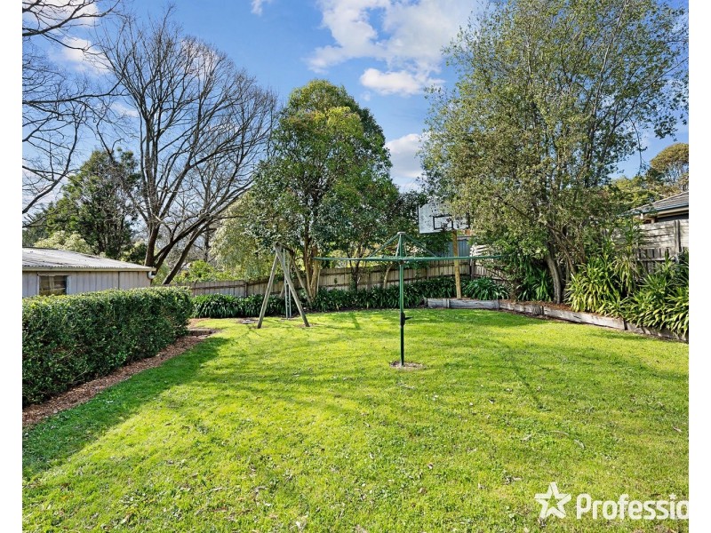 5 Bridges Avenue, Mooroolbark VIC 3138