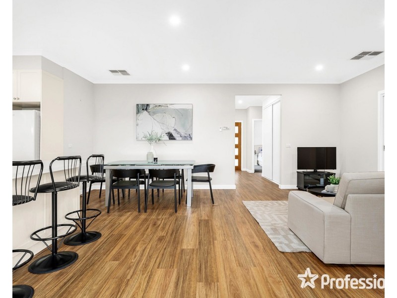 2/21 Rolloway Rise, Chirnside Park VIC 3116