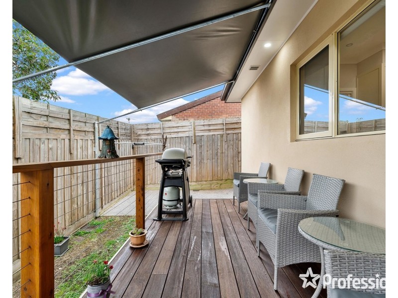 2/21 Rolloway Rise, Chirnside Park VIC 3116