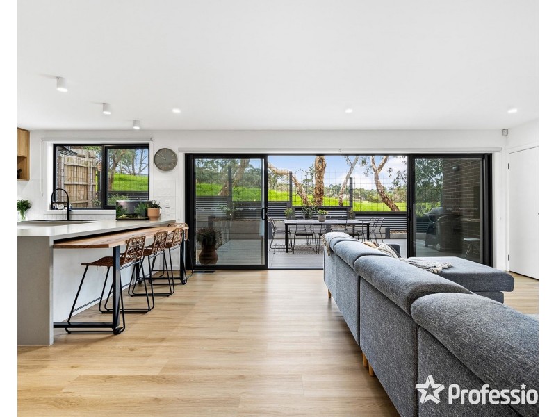 5a Orrong Road, Mooroolbark VIC 3138