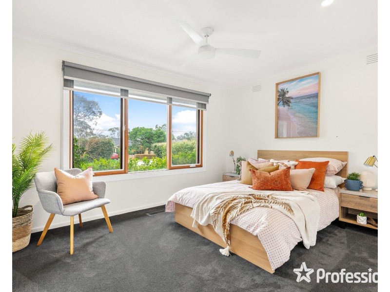 60 Pembroke Road, Mooroolbark VIC 3138