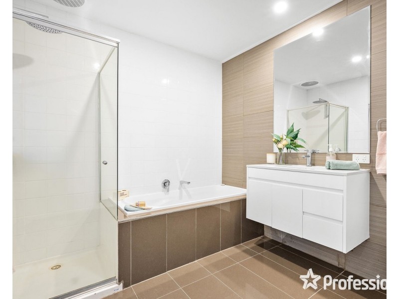 60 Pembroke Road, Mooroolbark VIC 3138