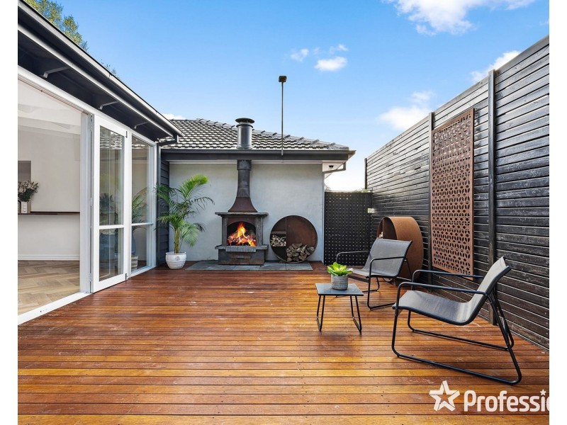 60 Pembroke Road, Mooroolbark VIC 3138