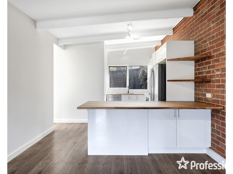 3/8 Woodside Avenue, Ringwood VIC 3134